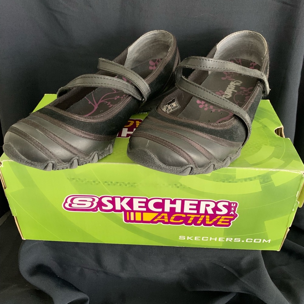 SKECHERS ACTIVE BIKERS ADDICTED BLACK SIZE 7
